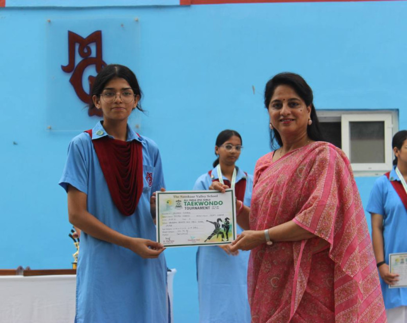 MGD Girls' School Taekwondo Team Shines at All India IPSC Girls' Taekwondo Tournament